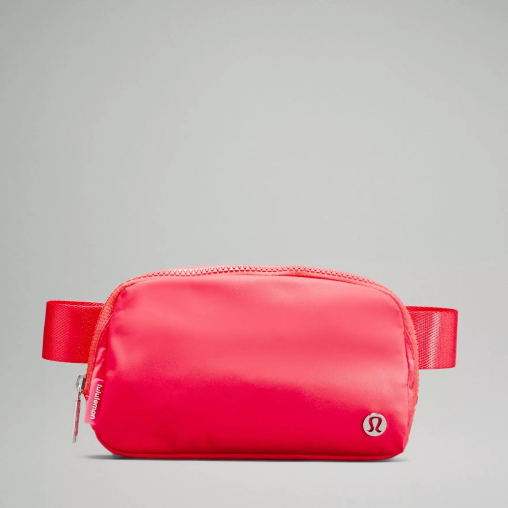 Lululemon Everywhere Belt Bag - new with tags. Never used